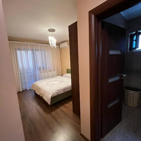 Daire Brown Bükreş