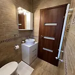 Apartment Brown 4*